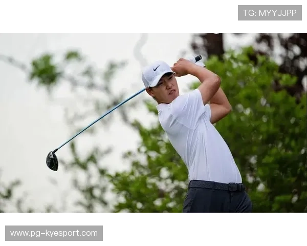 中国高尔夫小将美巡赛首轮并列领先，高尔夫美巡赛中国选手